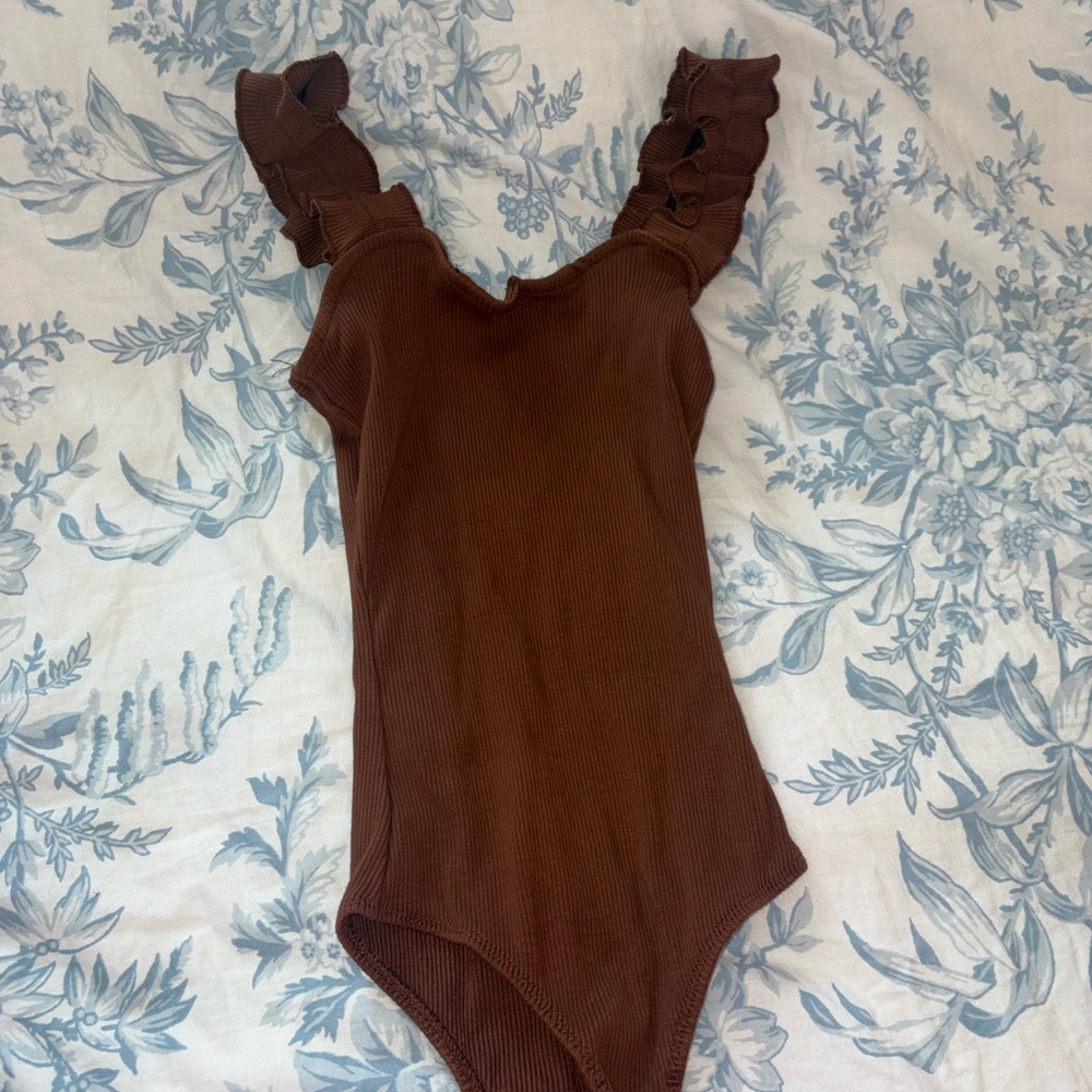 Francesca's Collections Brown Ruffled Bodysuit